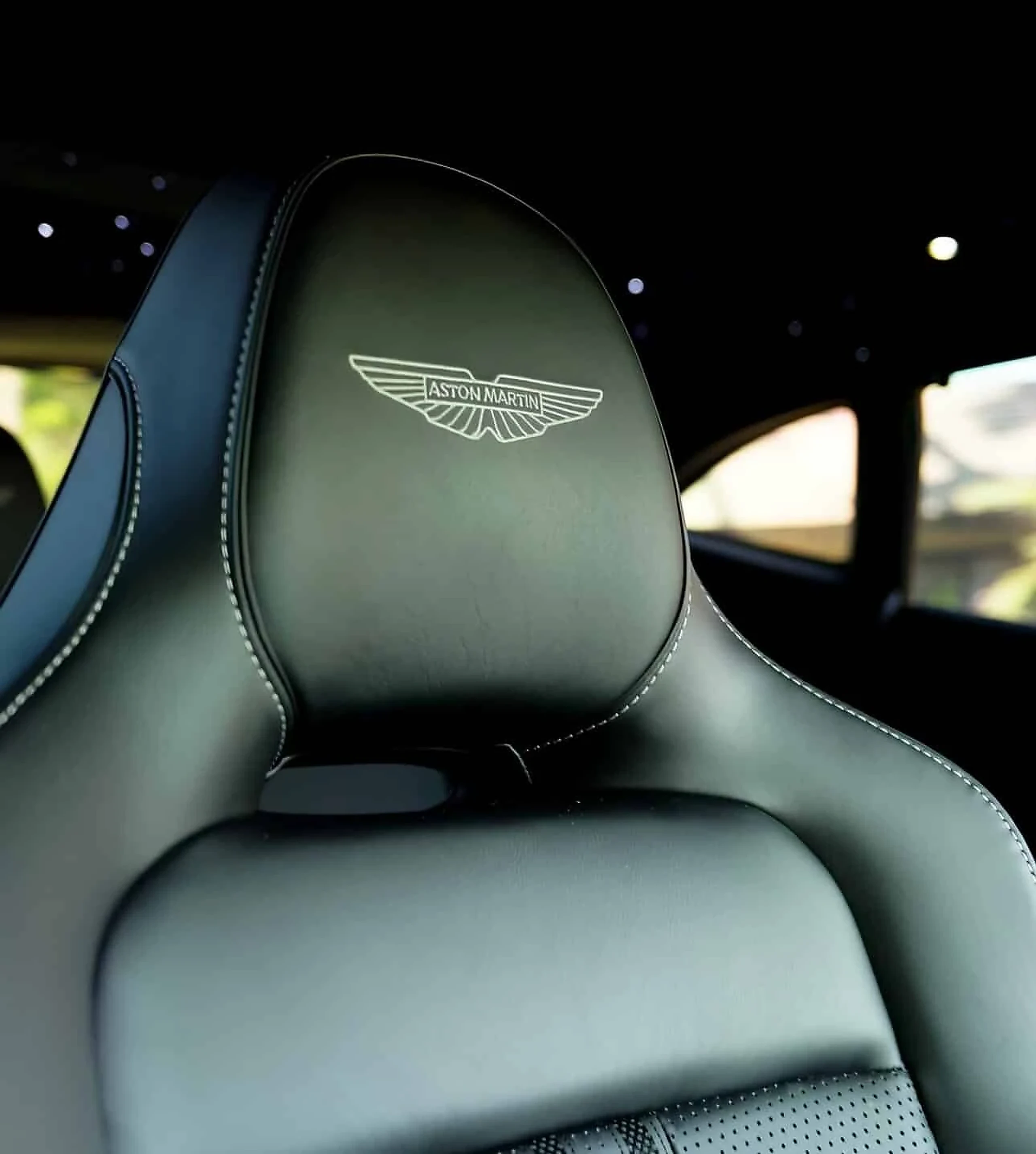 Aston Martin DBX 707 · 3