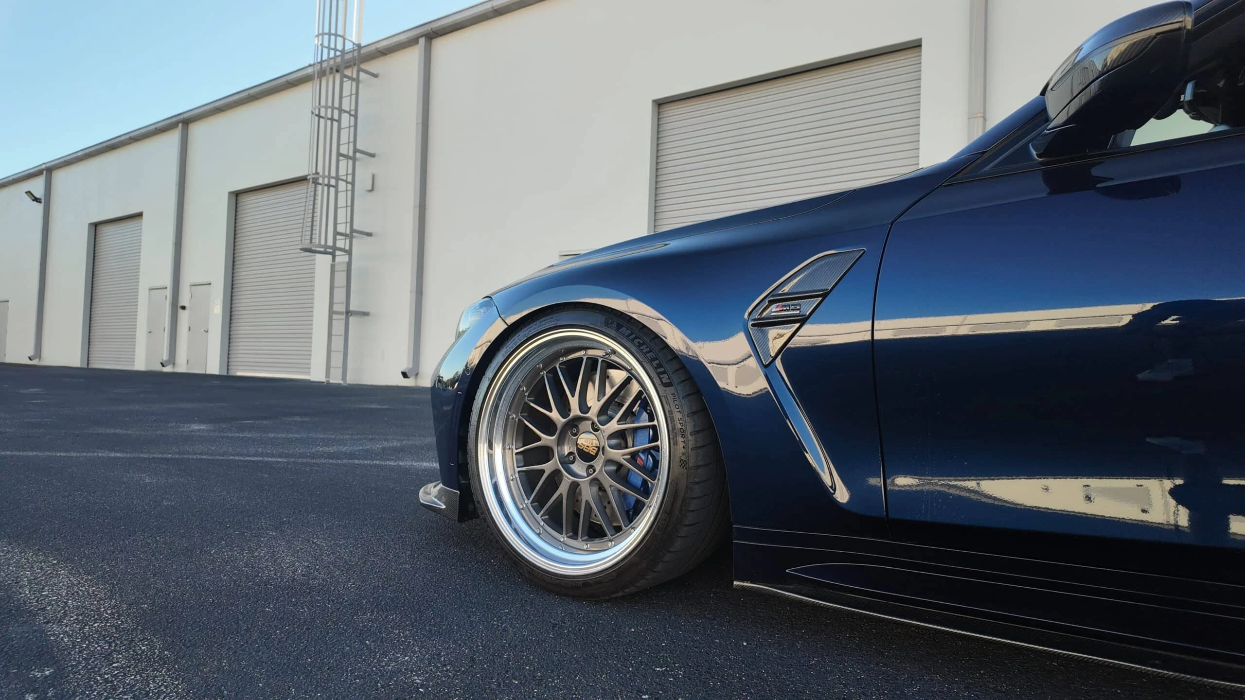 BMW M3 Competition xDrive · 2