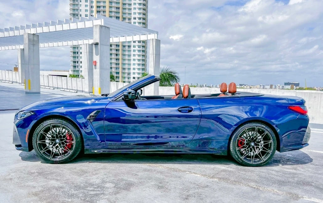 BMW M4 Competition Convertible · 4