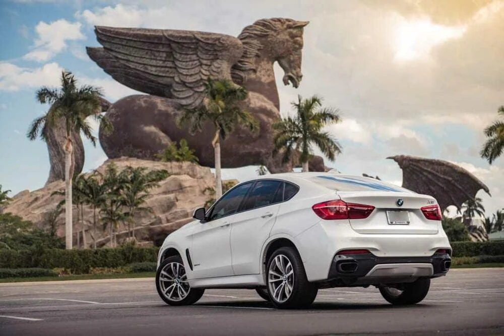 BMW X6 · 2