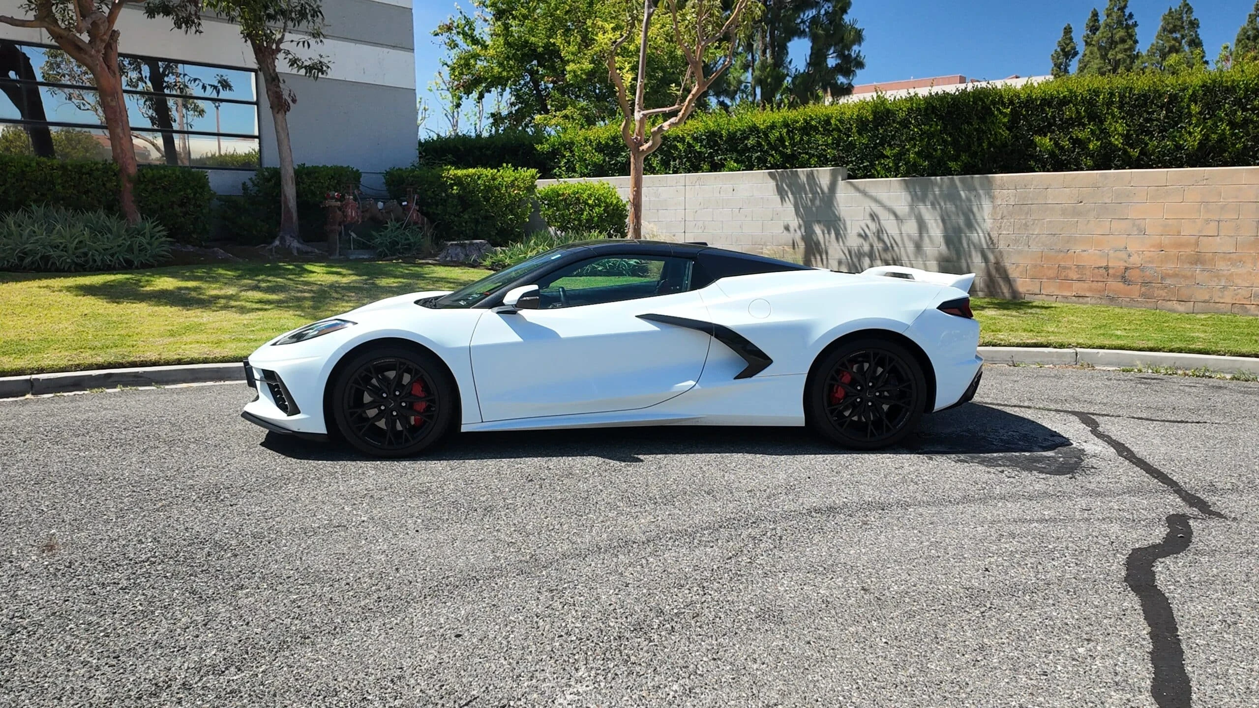 Chevrolet Corvette Stingray Convertible · 2