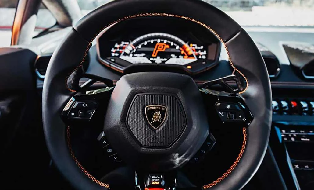 Lamborghini Huracán LP 610-4 Spyder gallery view 3