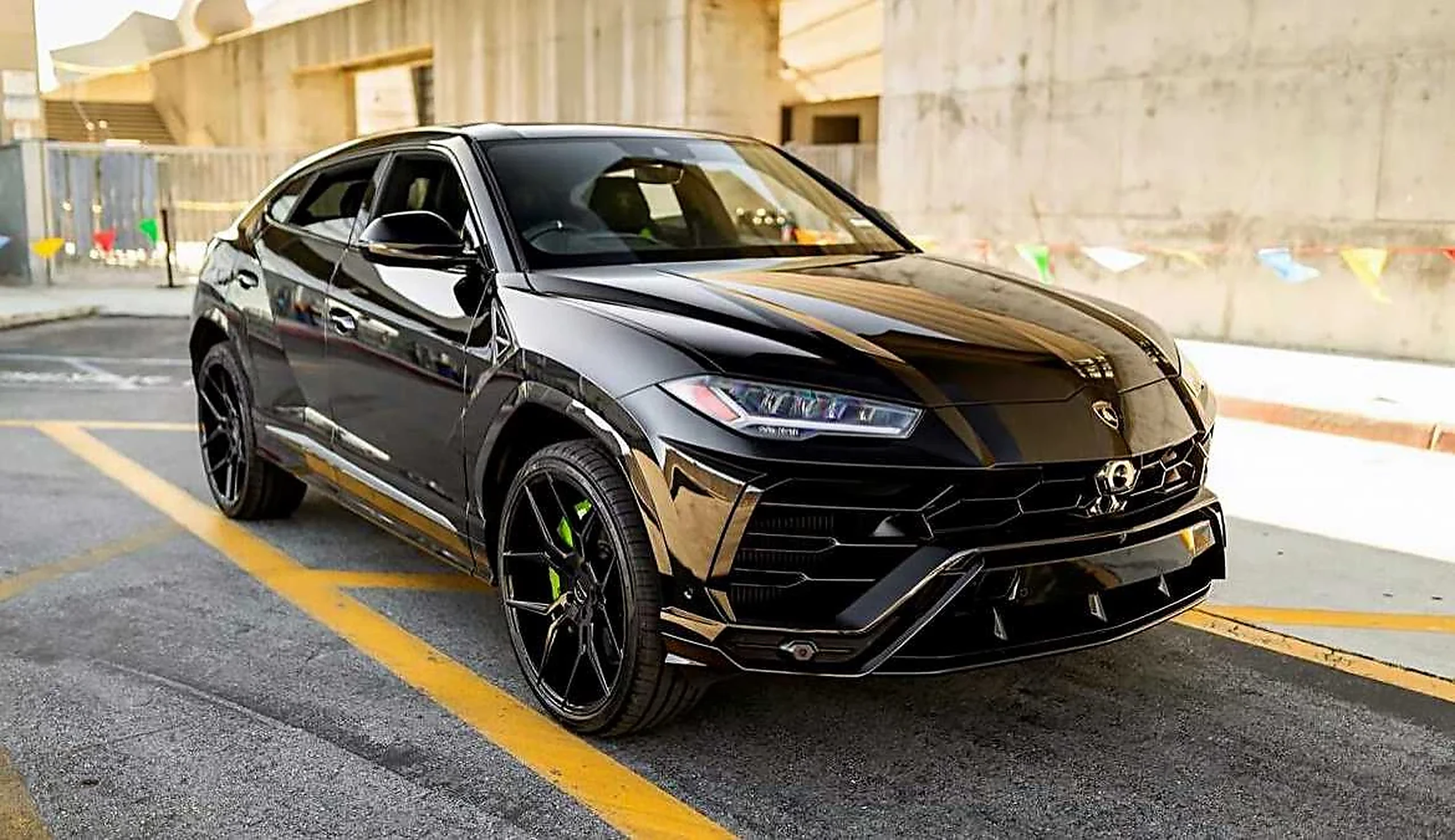 Lamborghini Urus · 2