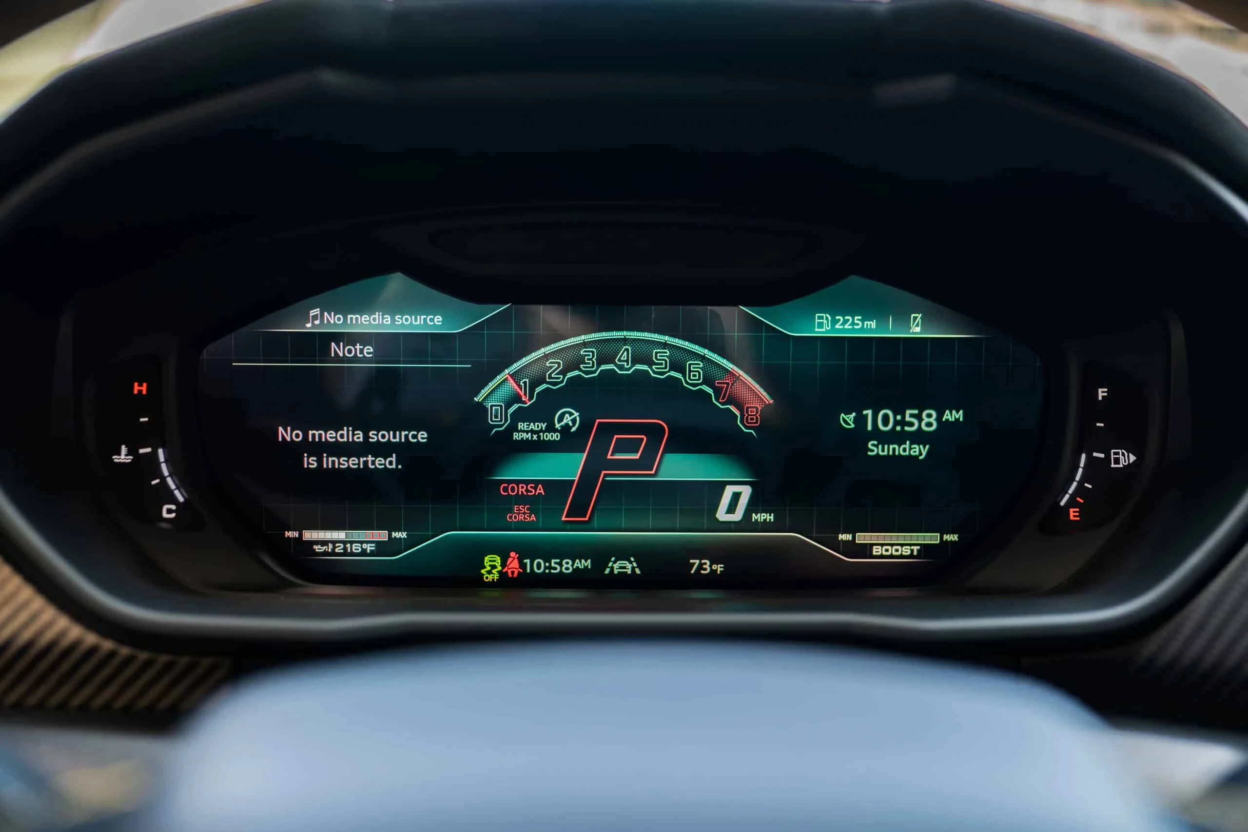 Lamborghini Urus Performante gallery view 4