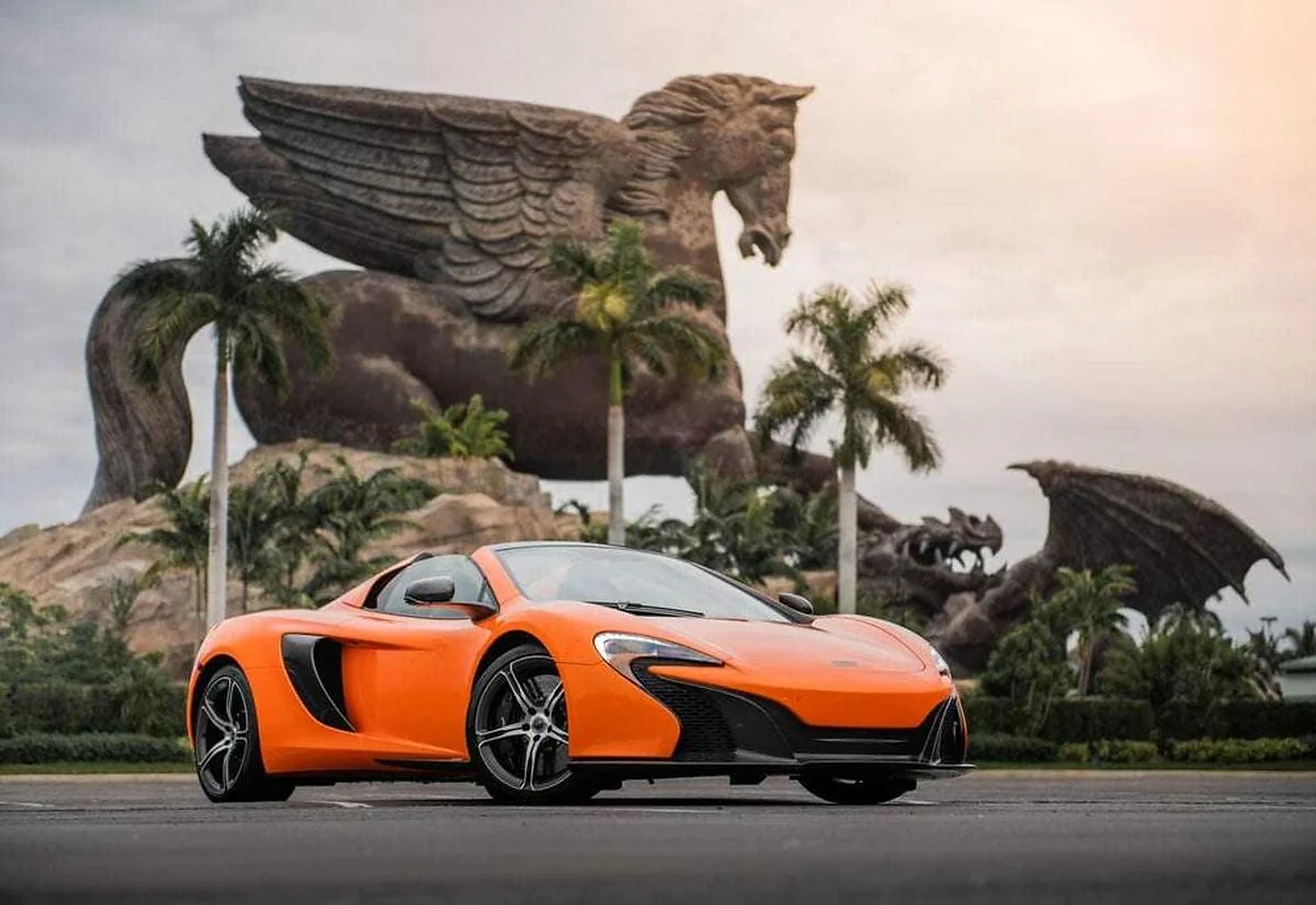 McLaren 650S Spider gallery view 2
