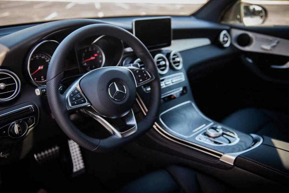 Mercedes-AMG GLC gallery view 3