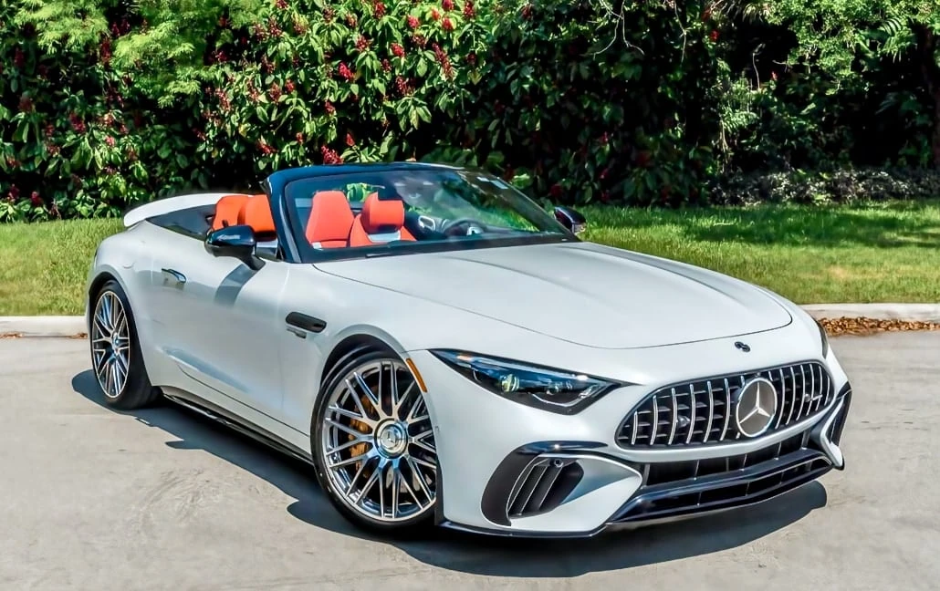 Mercedes-Benz SL exterior view