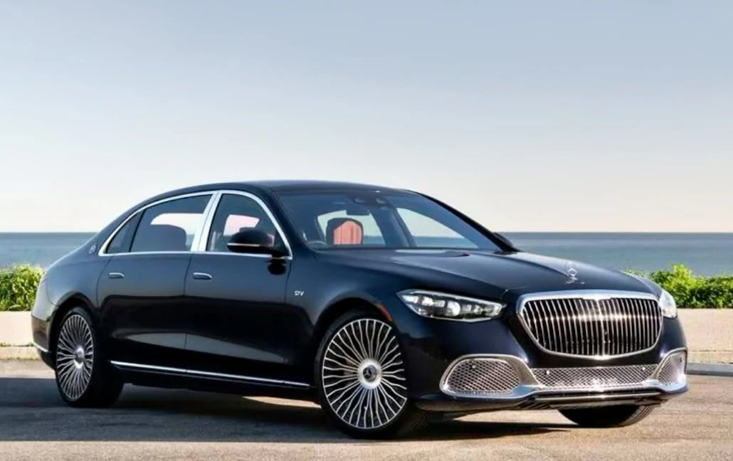 Mercedes-Maybach S 680 exterior view