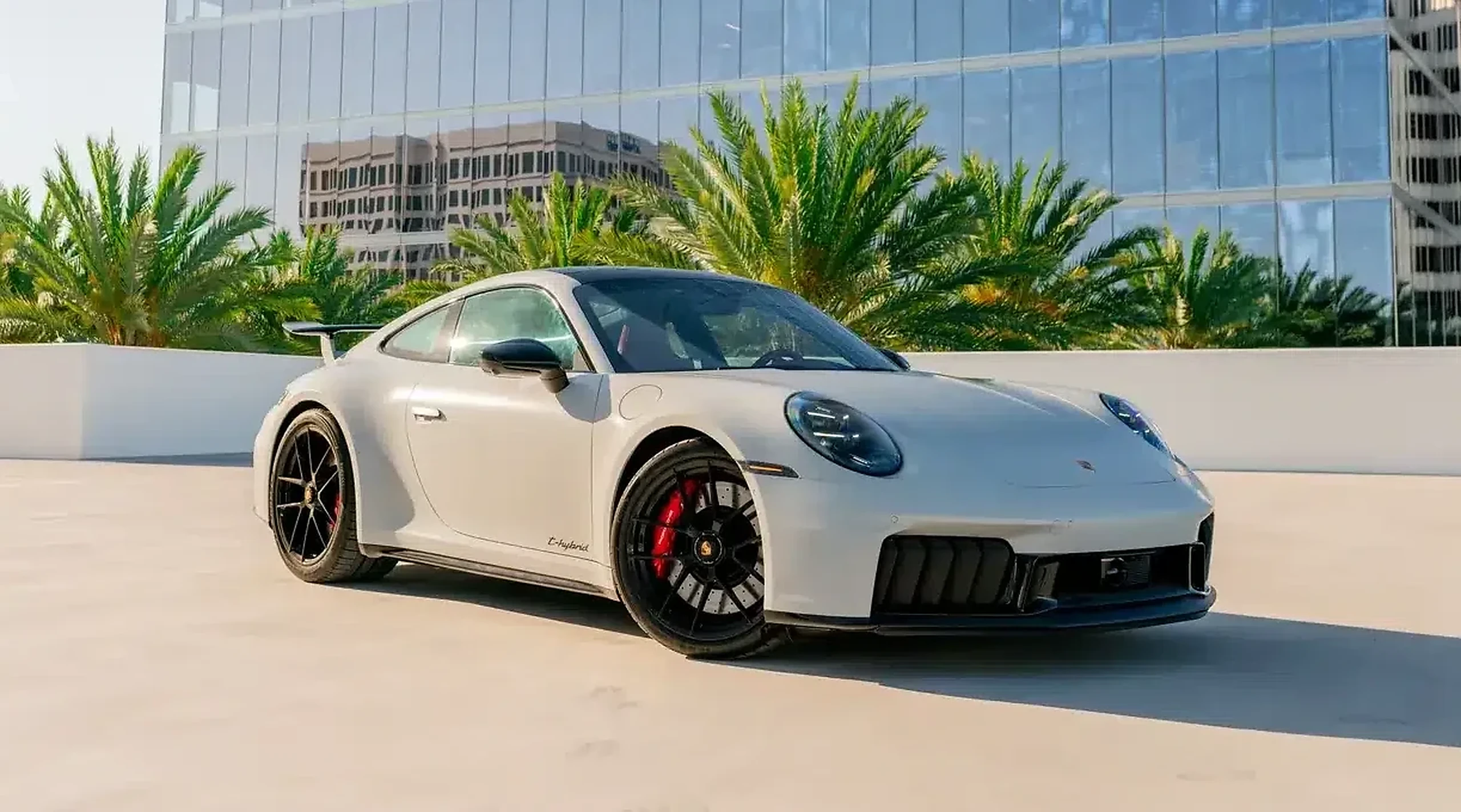Porsche 911 Carrera GTS · 4