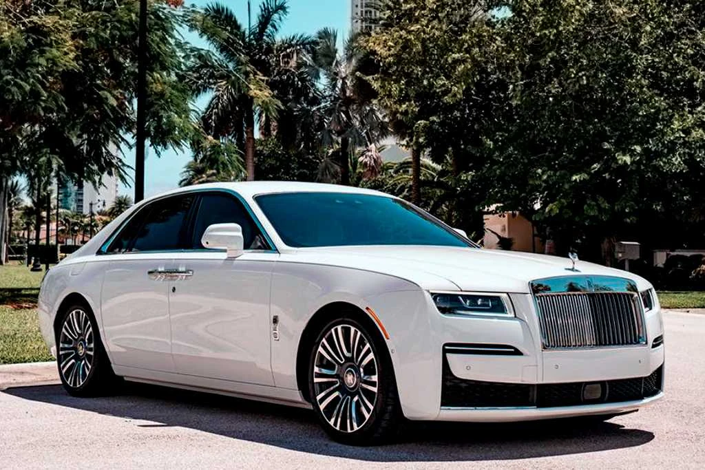 Rolls-Royce Ghost available for a Miami rental inquiry