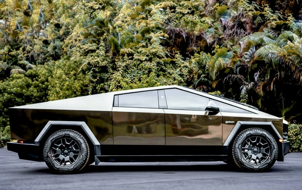 Tesla Cybertruck AWD gallery view 3